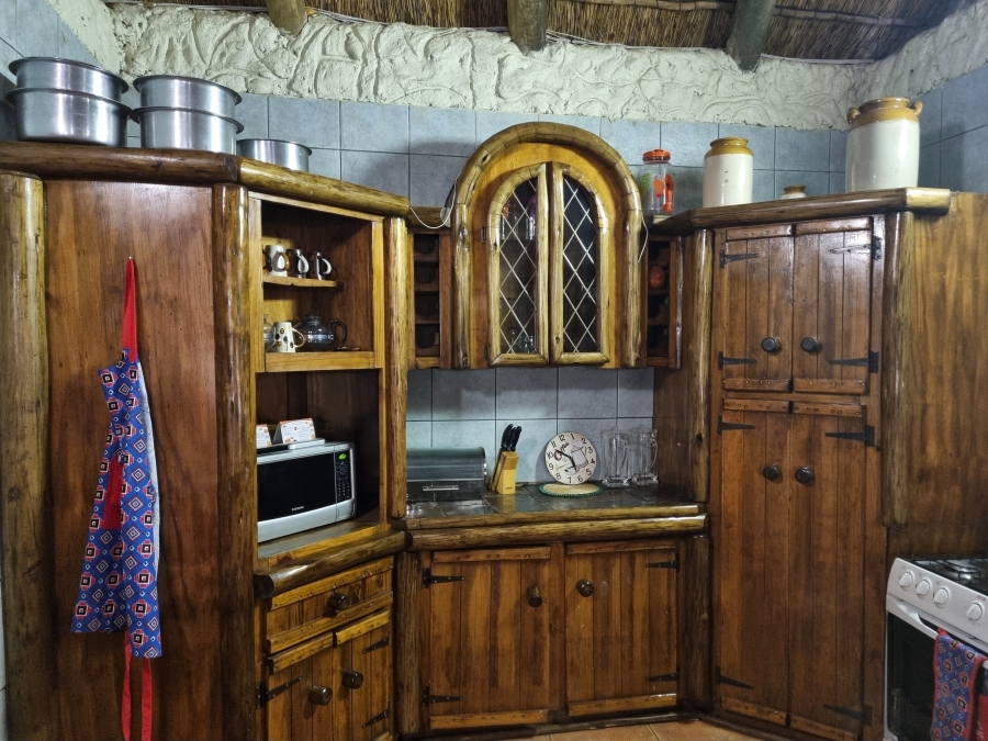 5 Bedroom Property for Sale in Swartruggens North West